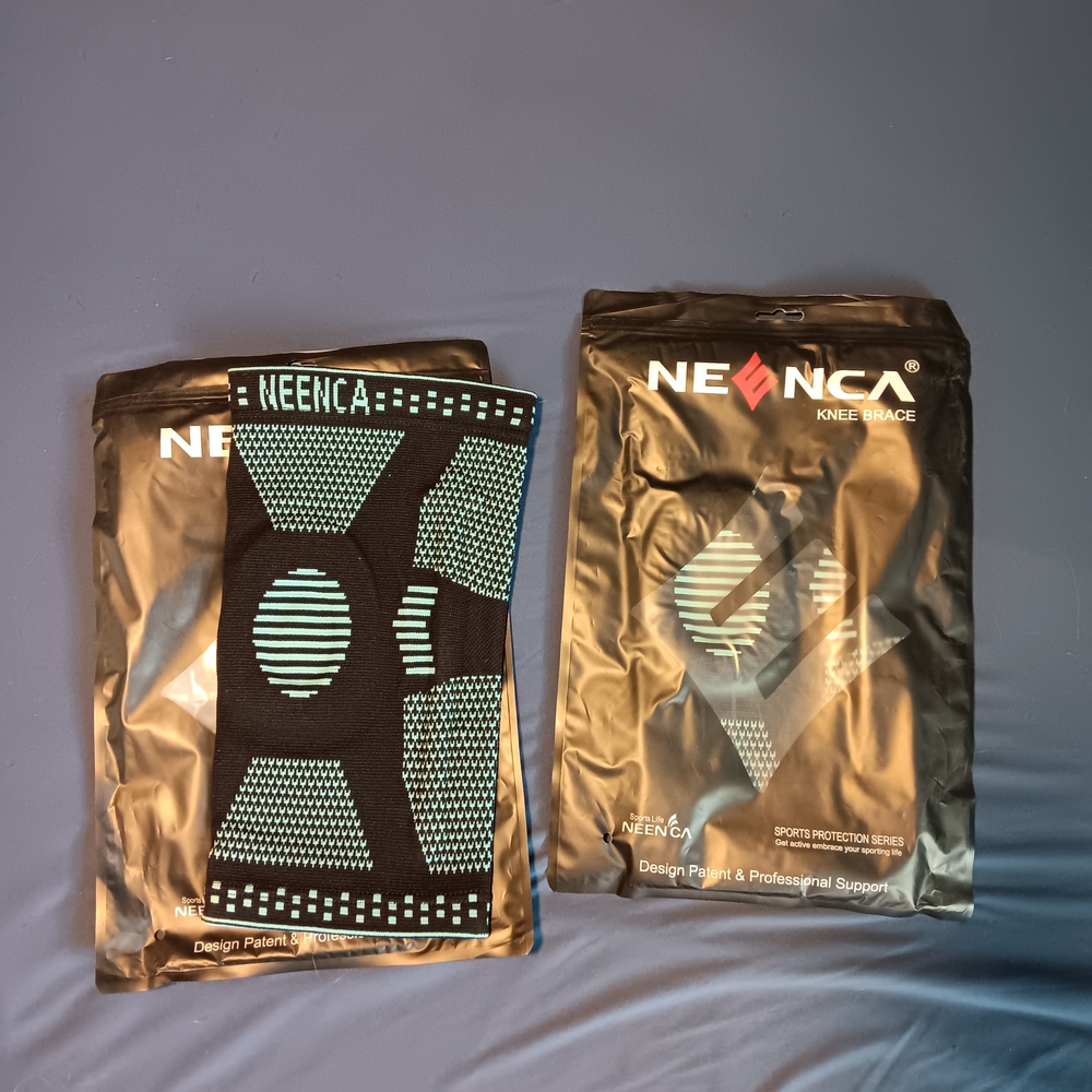 NEENCA Knee Brace with Black and Blue Design